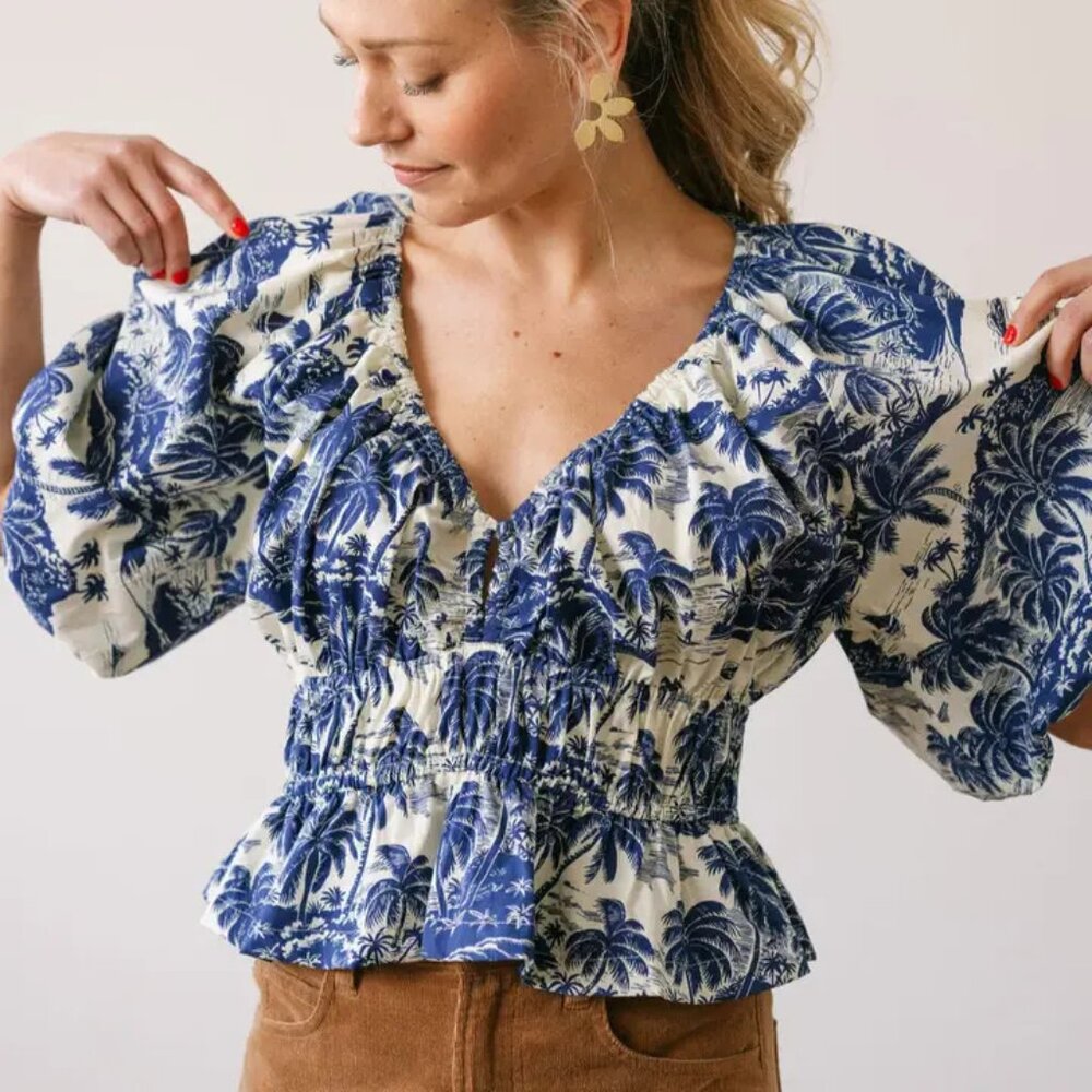 NWOT Sunshine Tienda Calypso Top
